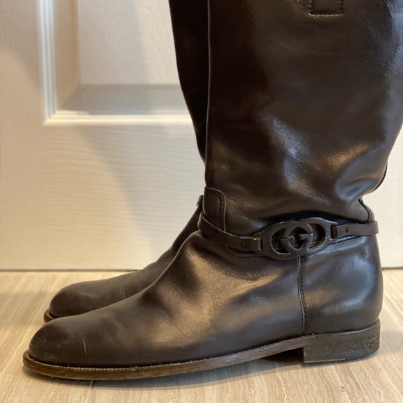 Authentic Gucci - Picture 3 of 5